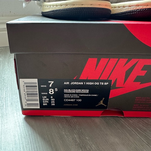 Air Jordan 1 Retro High Travis Scott 'Cactus Jack' - Picture 8 of 8